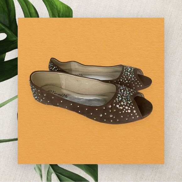 OPEN TOE RHINESTONE TAUPE FLAT, sz 41 - Picture 2 of 6